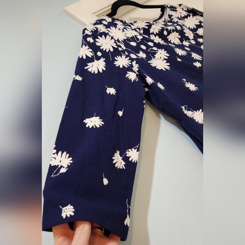 Floral Navy Blue Women's Talbots Top, Large. - Picture 3 of 6